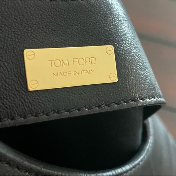Tom Ford - Grain Leather Flat Alix Bag - Picture 4 of 7